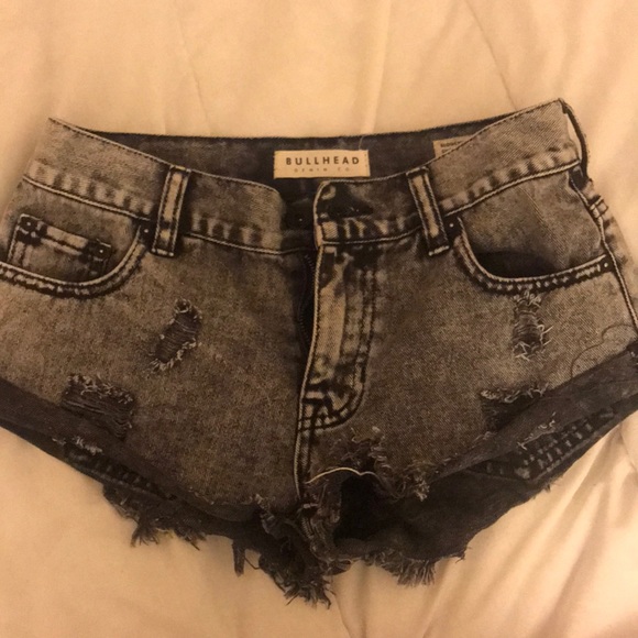 bullhead shorts - Picture 1 of 3